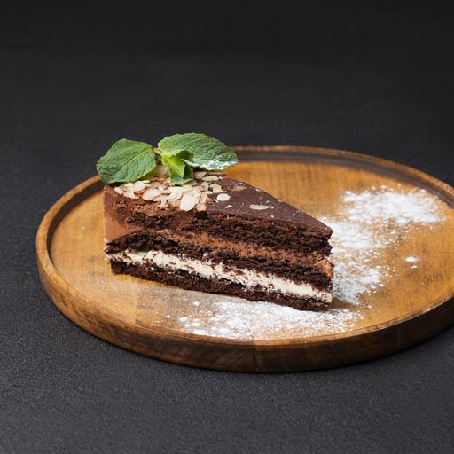 Торт три шоколада