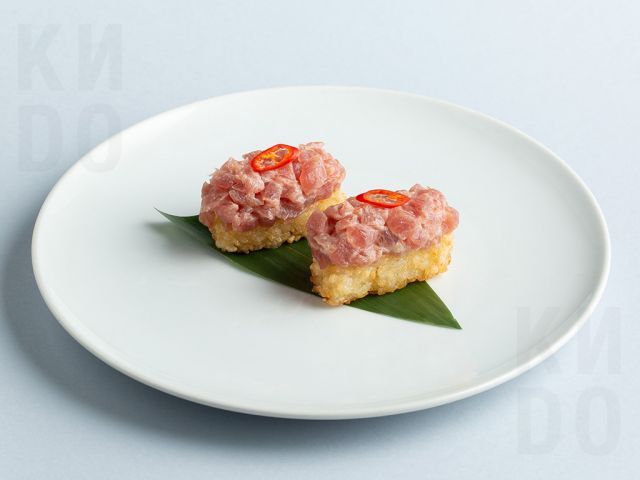 Макото с тунцом