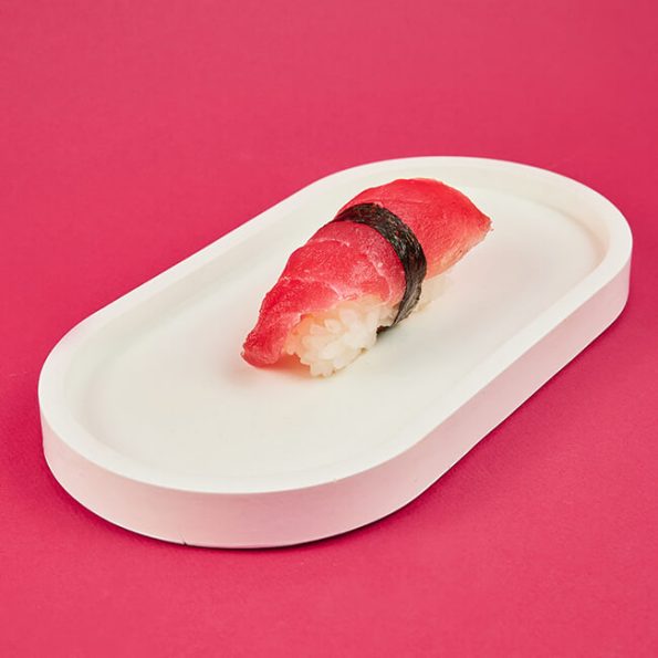 Суши с тунцом