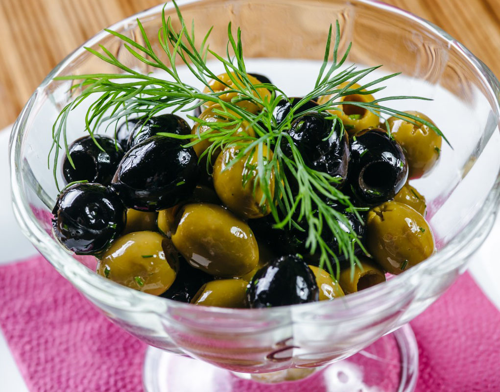 Оливки (маслины)