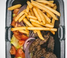 Ланч бокс с люля-кебабом