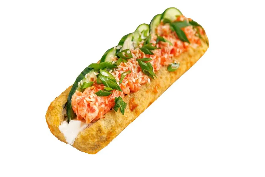 Ролл-дог с лососем