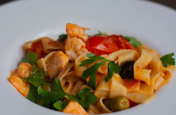 Паста аля «путтанеска»