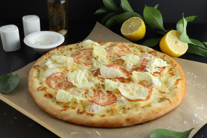 Пицца Цезарь с курицей