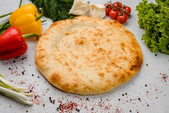 Осетинский пирог с сыром, картошкой и укропом