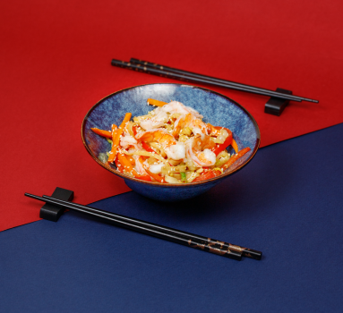 Удон с креветками и овощами