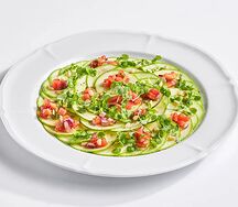 Карпаччо из цукини с томатами