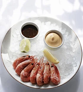 Магаданские креветки на льду