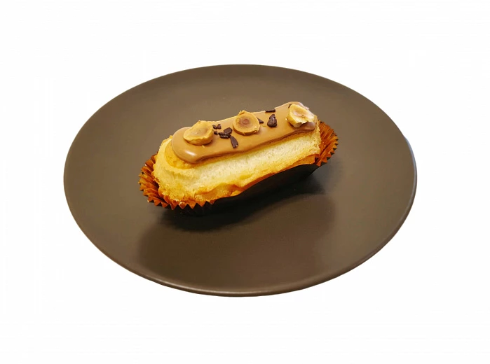 Десерт «Мини-эклер с фундуком»