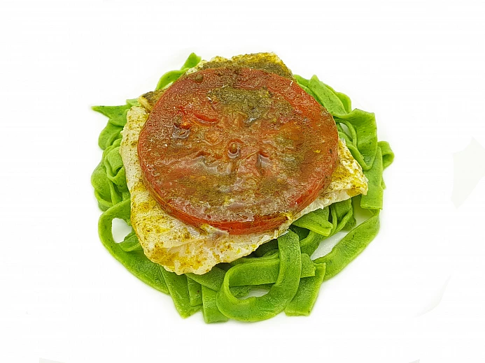 Филе судака со шпинатной лапшой и соусом Песто (ЗОЖ)