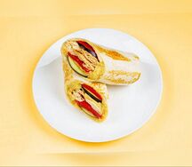 Фреш ролл с баклажаном, спаржей и хумусом