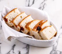 Домашняя фокачча с оливками и томатами