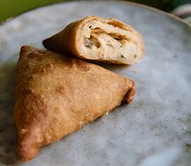 Пирожок с капустой