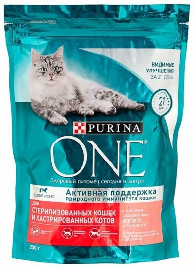Сухой корм Purina ONE для кошек с лососем и пшеницей, 200г