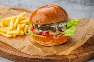 Бургер из мраморной говядины