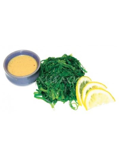 Салат из водорослей Хияши с ореховым соусом