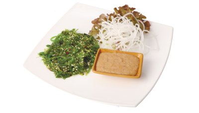 Хияши Вакамэ с ореховым соусом