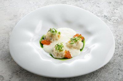 Манты с камчатским крабом
