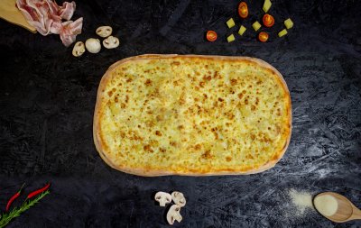 Пицца полметра «Курица-Ананас»