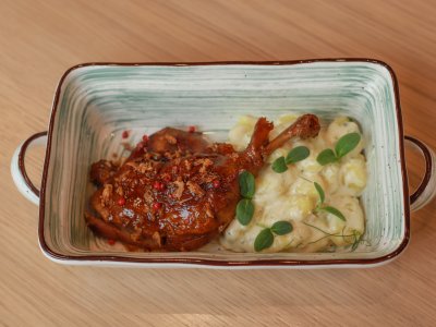 Утиная ножка конфи с ньокки 4 сыра