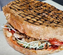 Гирос cвинoй