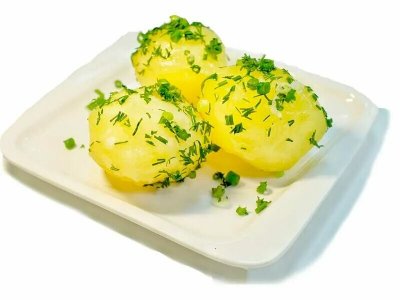 Картофель с зеленью и маслом