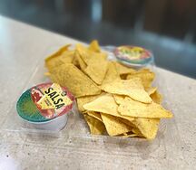 Double начос и соус сальса