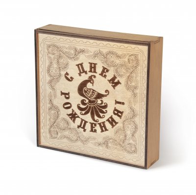 рождения" , 1000 гр Тульский пряник в деревянной коробке "С днем рождения"