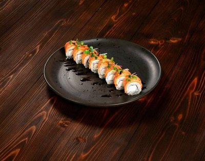 Сливочный ролл с лососем из Ocean Food
