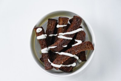 Гренки с чесночным соусом из Crazy Kam Chicken