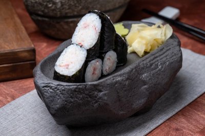 Маки с крабом из Рыба на суше