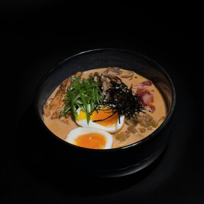 Сливочный рамен с курицей из Tangiers Lounge