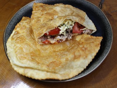Чебурек по-французски