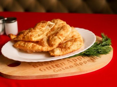 Чебурек с брынзой и зеленью