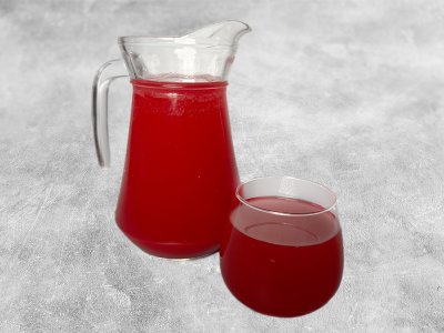 Клубничный морс из Mama Mia