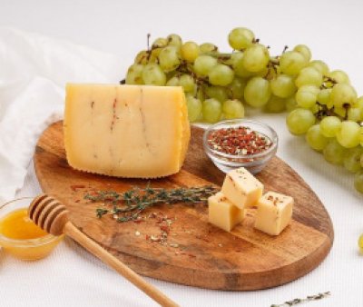 Сыр Качотта с итальянскими травами