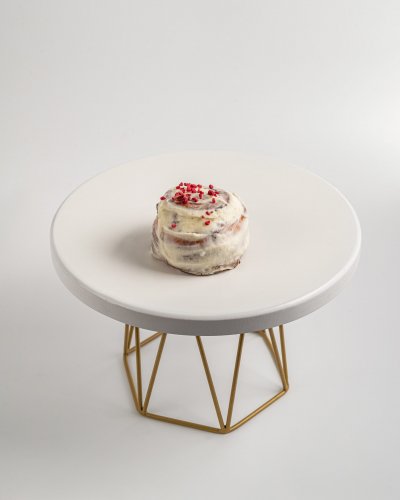 Синнабон с малиной