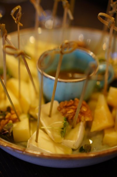 Нарезка сыров