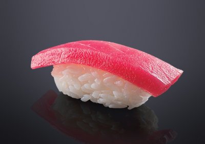 Нигири с тунцом