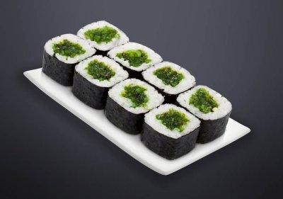 Хосомаки с чукой