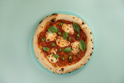 Пицца Маргарита с острым перцем