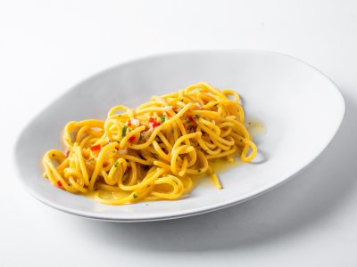 Спагетти Алео и олио