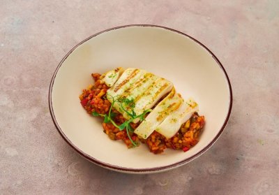 Ризотто с кальмаром и овощами