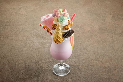 Большой клубничный «Милк-шейк»