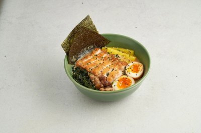 Мисо-рамен с курицей Кацу