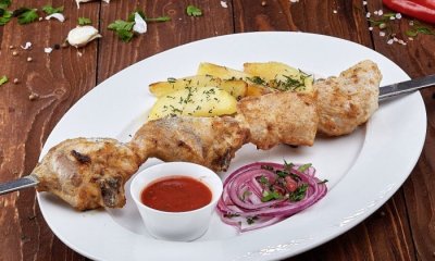 Шашлык из куриного филе и бедра