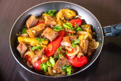 Каурма с печеными овощами