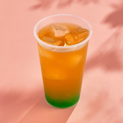 Бабл ти жасмин-киви с яблочными джус-боллами