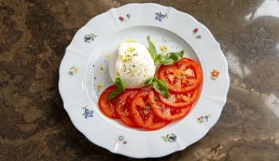 Капрезе буррата