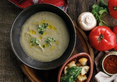 Грибной крем-суп с базиликом и гренками